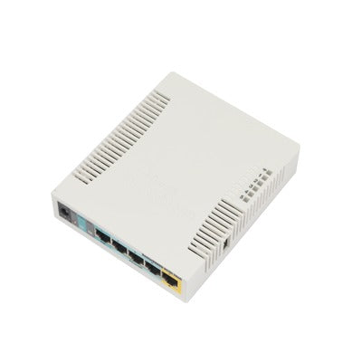 Router MikroTik / 1 Puerto USB / WiFi 2.4 GHz / Cobertura Antena 2.5.